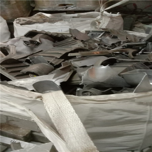 Selling a Large Quantity of Cast Aluminium Scrap Sourced from Singapore 