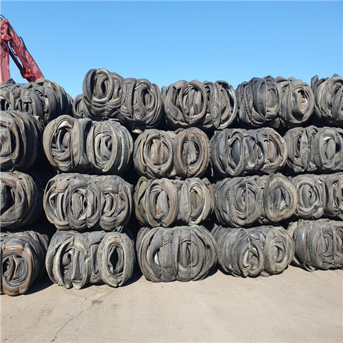 Offering a Huge Quantity of Baled Tyre Scrap from Ravenna Port
