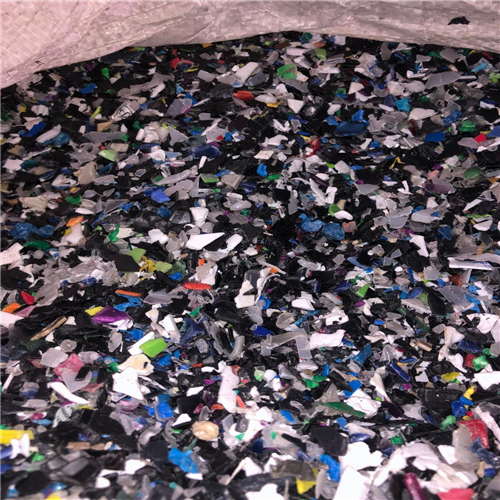 Exporting 80,000 lbs. of HDPE/PP 90/10 Washed Regrind from Savannah to Global Markets