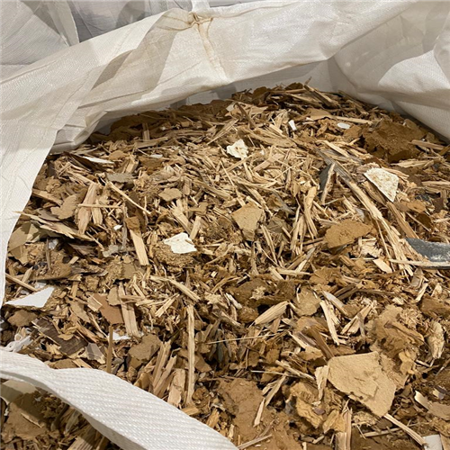 Exporting a Huge Quantity of Shredded Wood and Pallets from Birzebbugia, Malta 